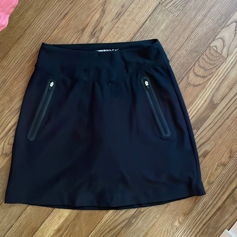 Nike stretchy golf skort